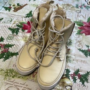 BLACKSTONE  Lady shoes. New never worn.